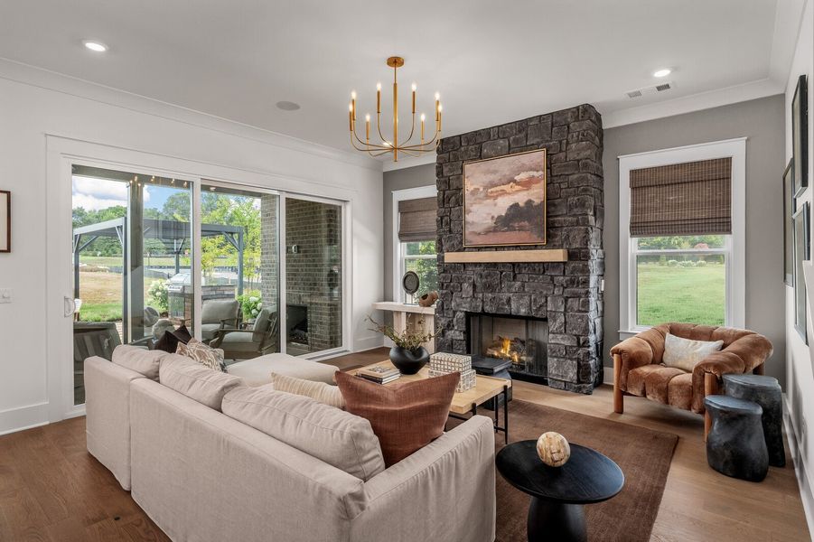 5br New Home in Franklin, TN.  - Slide 8