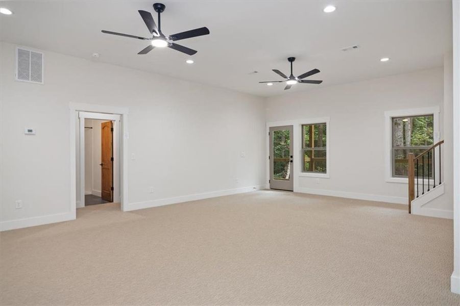 Spacious, unfurnished interior of a new home in , Ellijay (Image 21).