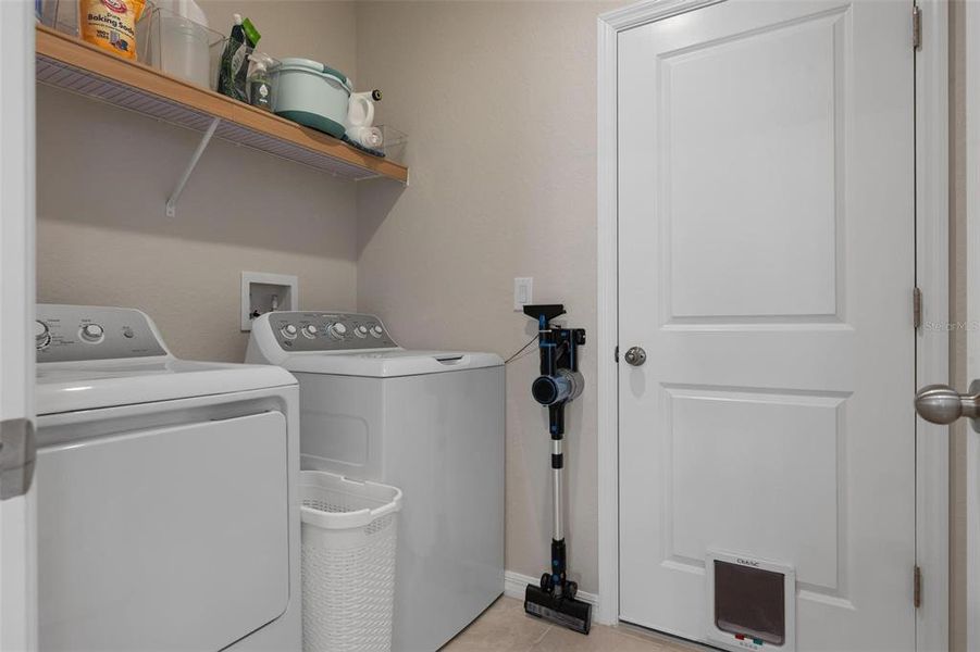 Furnished interior view inside a new home in , Sarasota (Image 4).