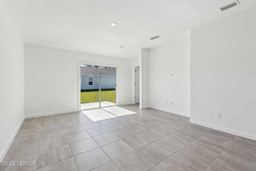 Spacious, unfurnished interior of a new home in Flagler Village - Classic Series, Palm Coast (Image 31).