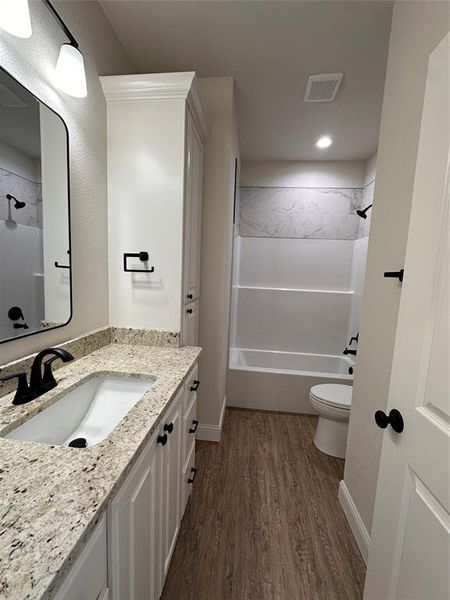 Furnished interior view inside a new home in , Abilene (Image 8).