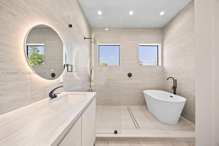 Furnished interior view inside a new home in , Fort Lauderdale (Image 8).