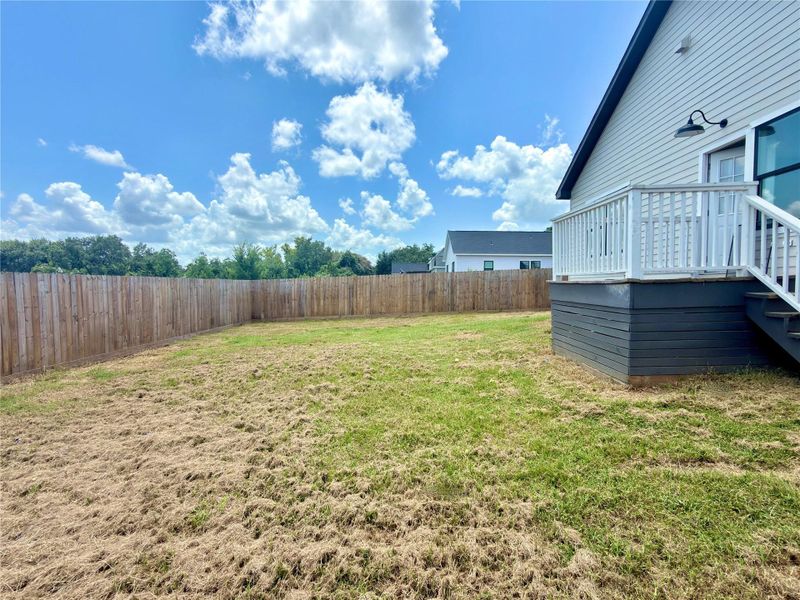 Exterior details and patio area of a home in , Bellville (Image 27).