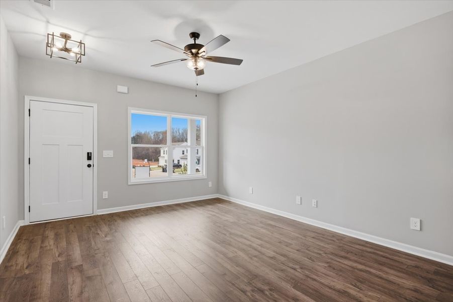 Spacious, unfurnished interior of a new home in Creekside Manor, Thomaston (Image 10).