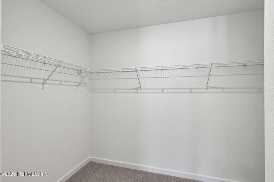 Spacious, unfurnished interior of a new home in , Jacksonville (Image 21).