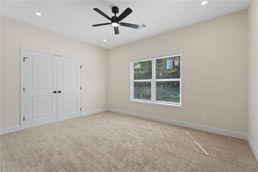 Spacious, unfurnished interior of a new home in , Jonesboro (Image 39).