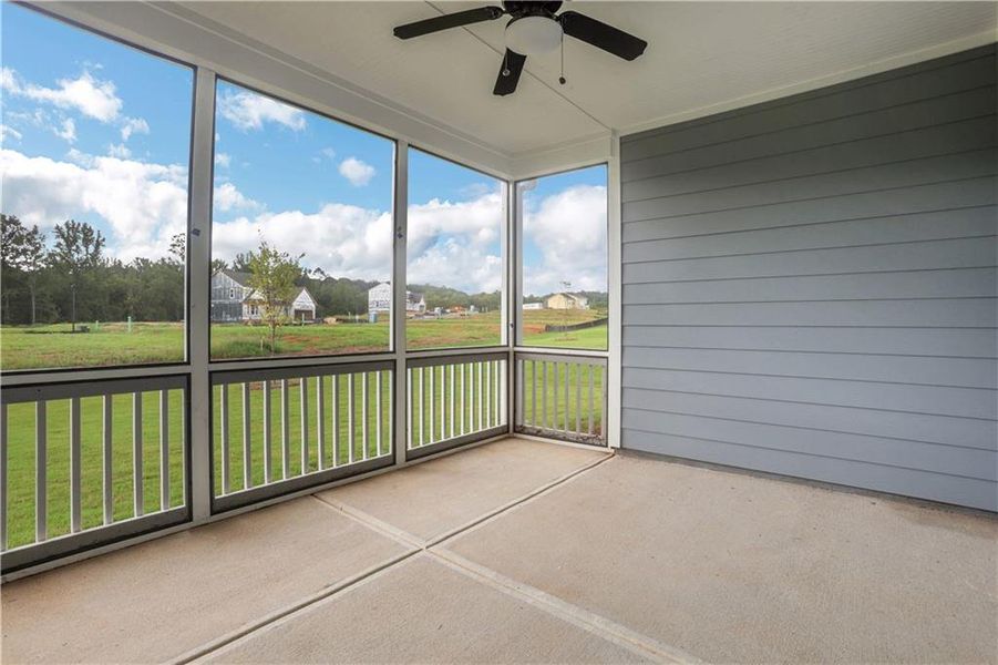Spacious, unfurnished interior of a new home in Twin Lakes, Hoschton (Image 32).