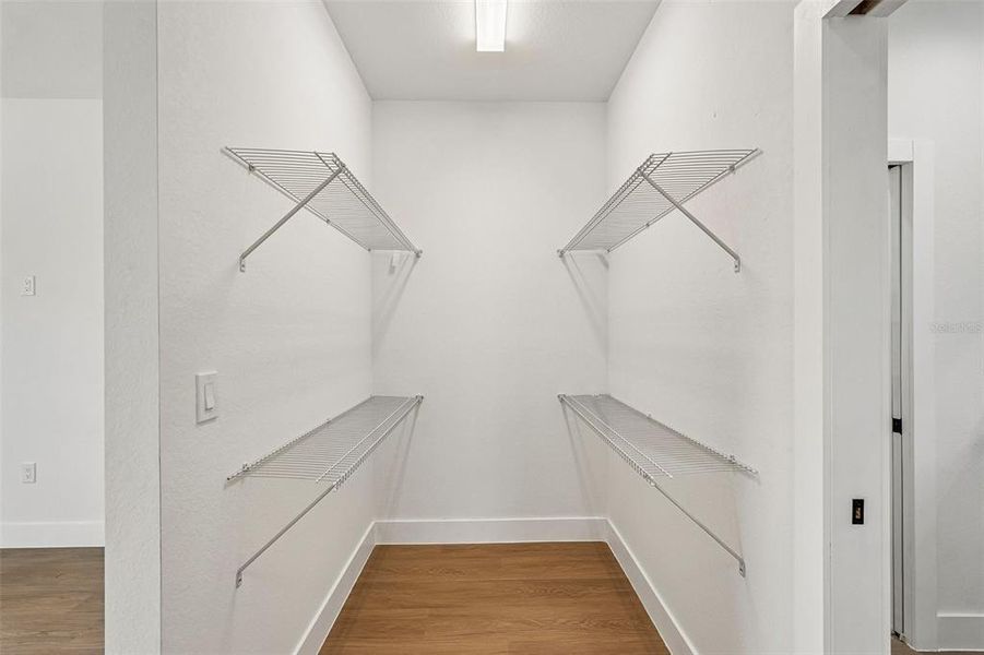 Spacious, unfurnished interior of a new home in , North Port (Image 18).