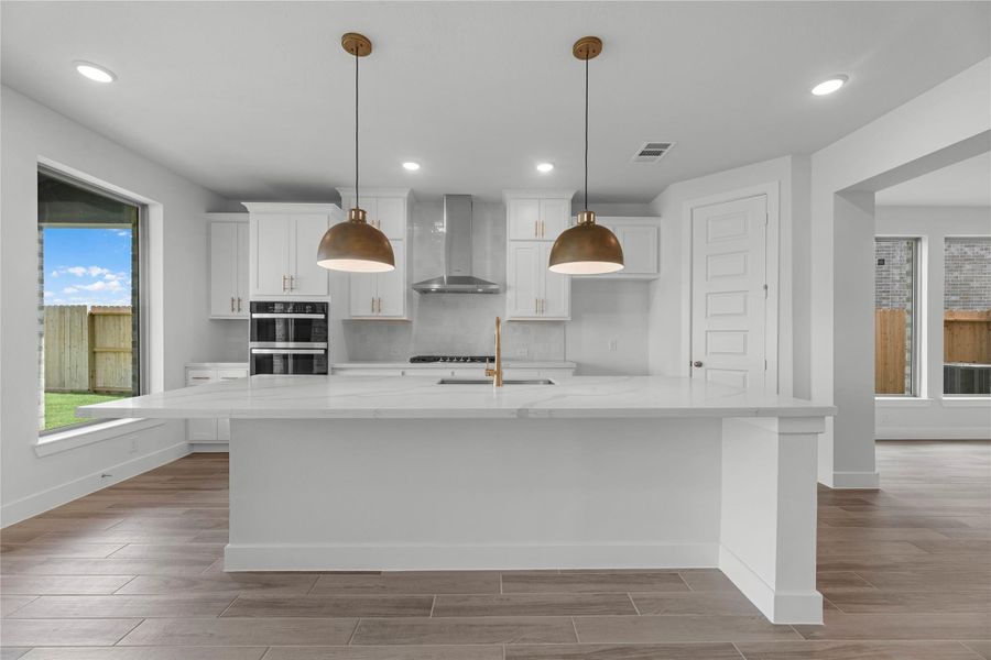 Representative image. Features, specifications, selections and colors may vary. Representative image. Features, specifications, selections and colors may vary.