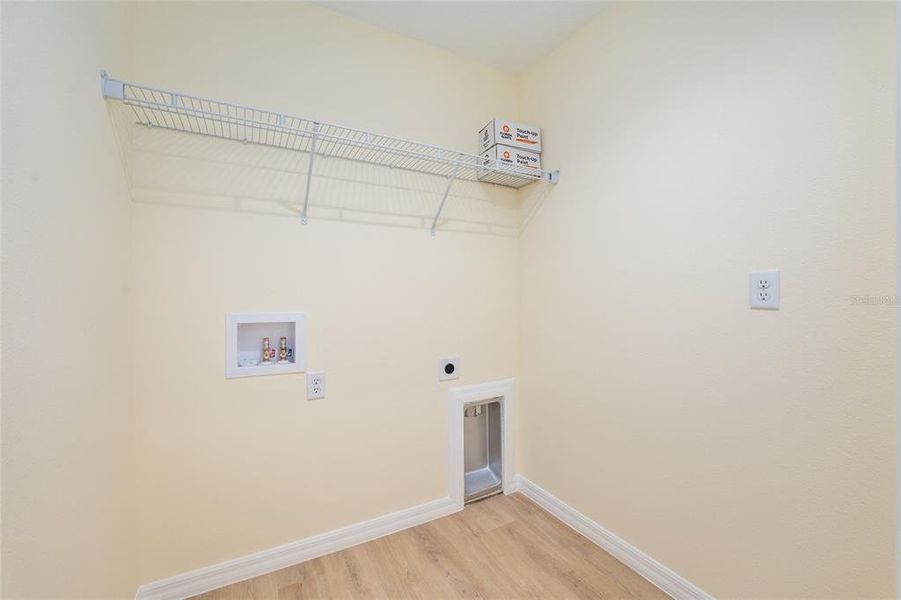 Spacious, unfurnished interior of a new home in , Ocala (Image 22).