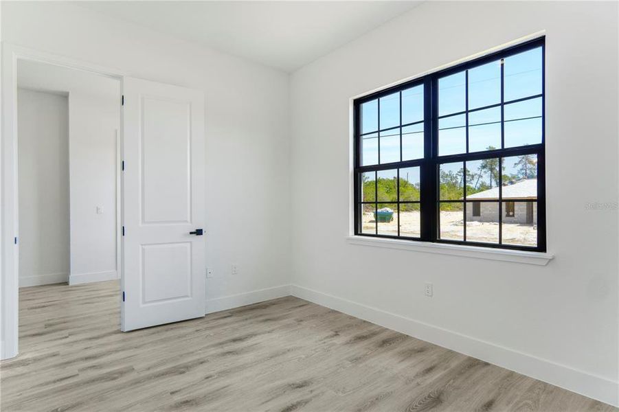 Spacious, unfurnished interior of a new home in , Ocala (Image 44).