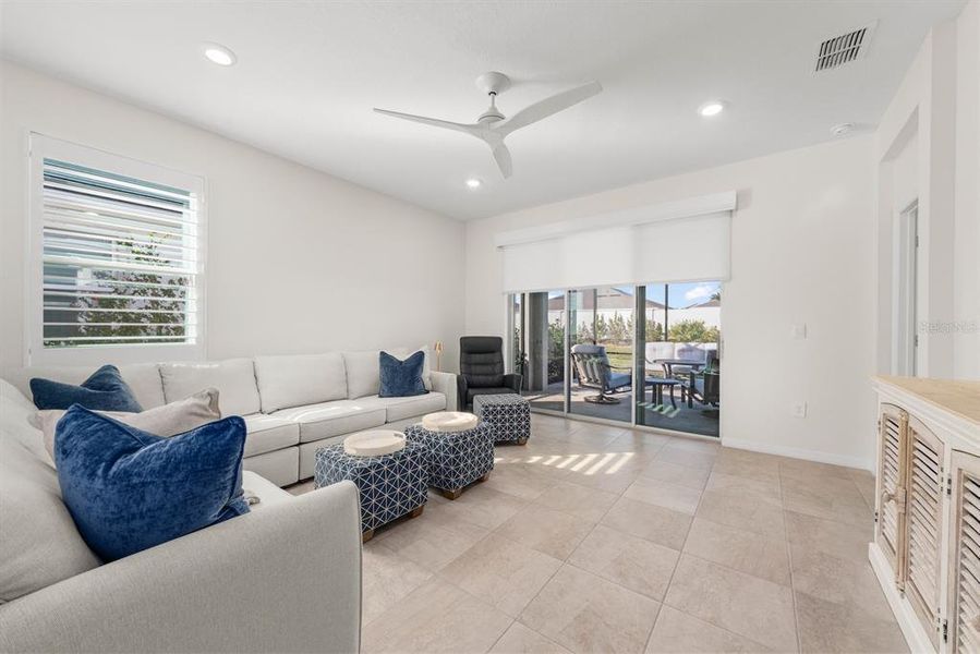 Furnished interior view inside a new home in Star Farms at Lakewood Ranch, Bradenton (Image 13).