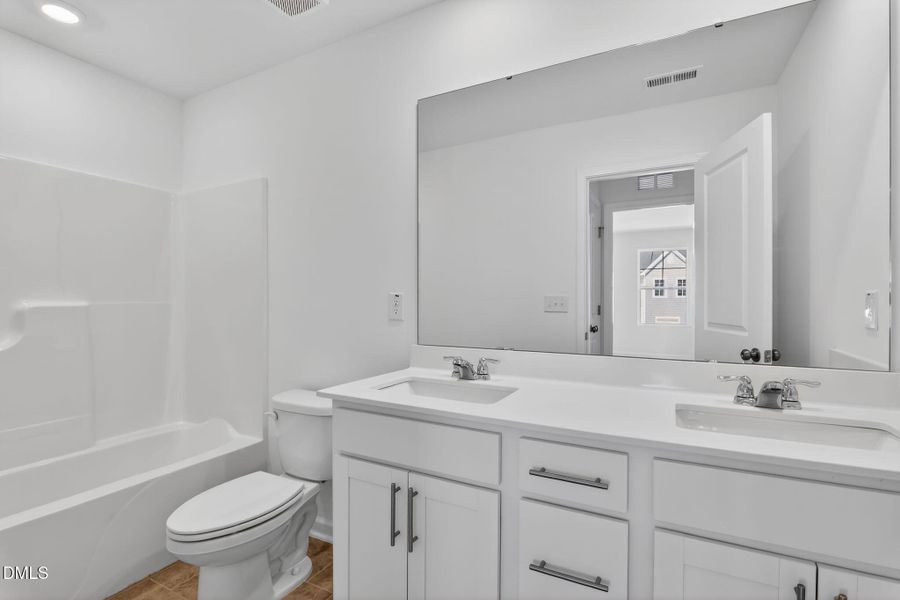 SUN_EverleeTownhomes_Pic_CarsonII-26