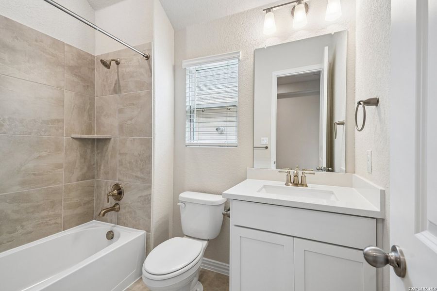 Furnished interior view inside a new home in The Crossvine, Schertz (Image 6).