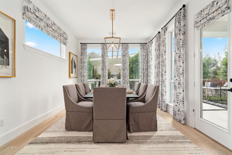 Plan 1639 Dining Room Representative Photo by American Legend Homes