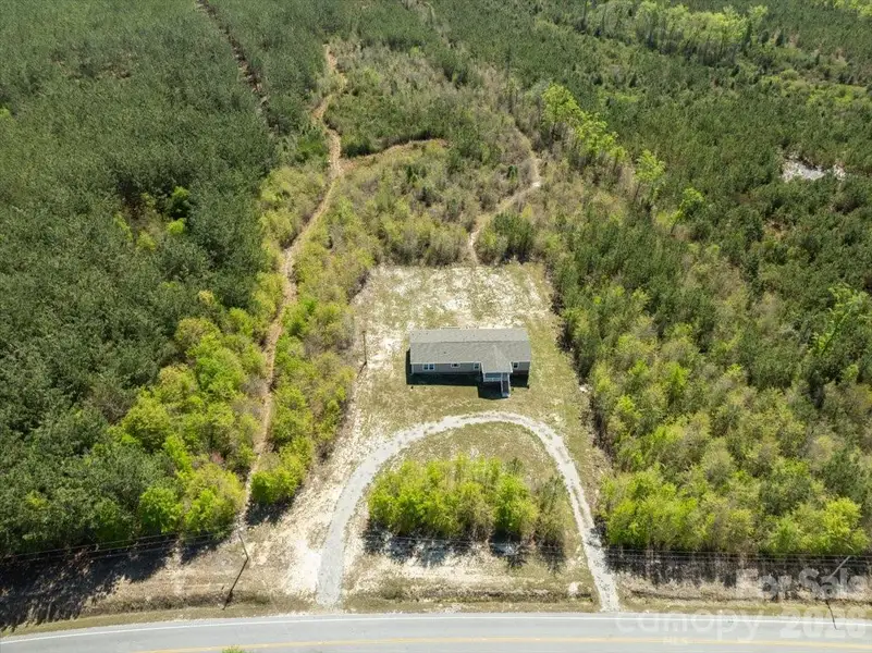 Image 47 of a home in .