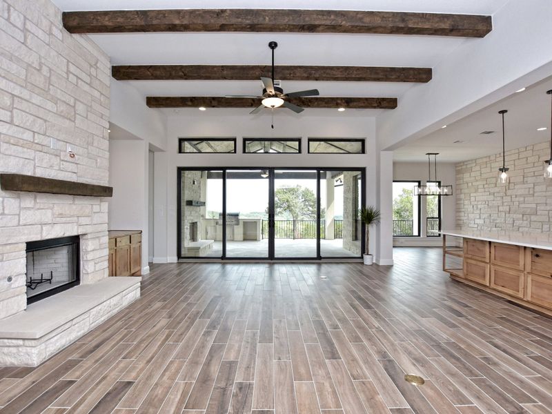 Representative unfurnished interior of a home built from the Santa Barbara II by Giddens Homes in Scofield Farms Estates, Georgetown (Image 143).