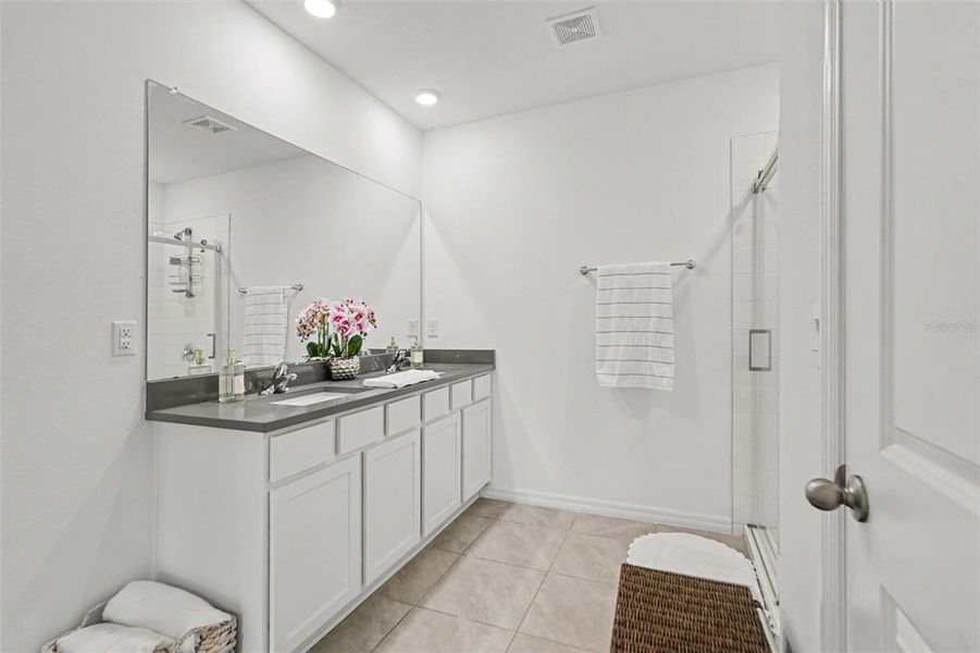 Furnished interior view inside a new home in Mirada, San Antonio (Image 18). Furnished interior view inside a new home in Mirada, San Antonio (Image 18).