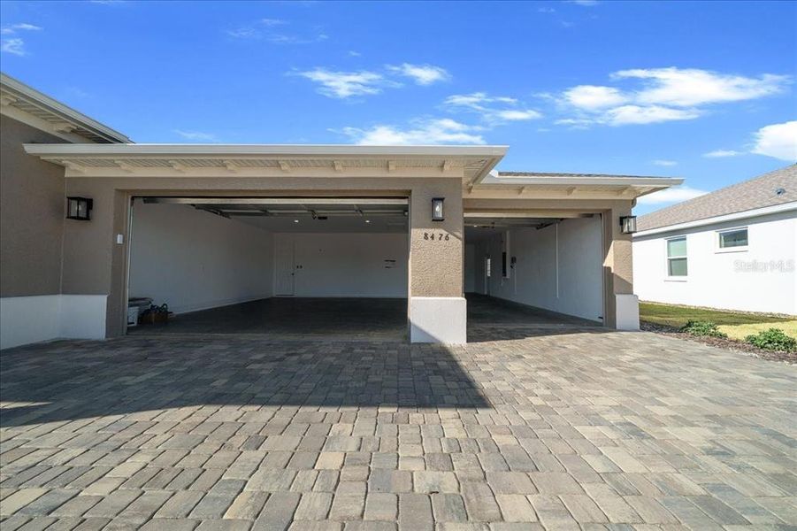 Exterior details and patio area of a home in , Ocala (Image 25).