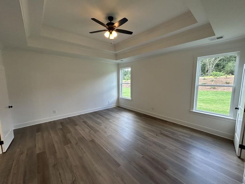 Spacious, unfurnished interior of a new home in Pinegate, Covington (Image 7).