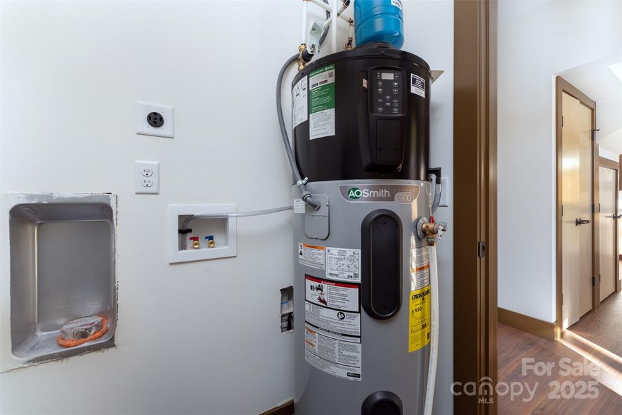 Image 40 of a home in . Image 40 of a home in .