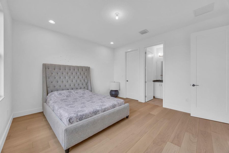 Furnished interior view inside a new home in , Boca Raton (Image 7).