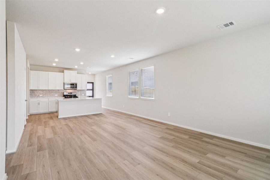 Photo is not of the actual home, but is an inspirational photo of builder’s model home and may depict options, furnishings, and/or decorator features that are not included