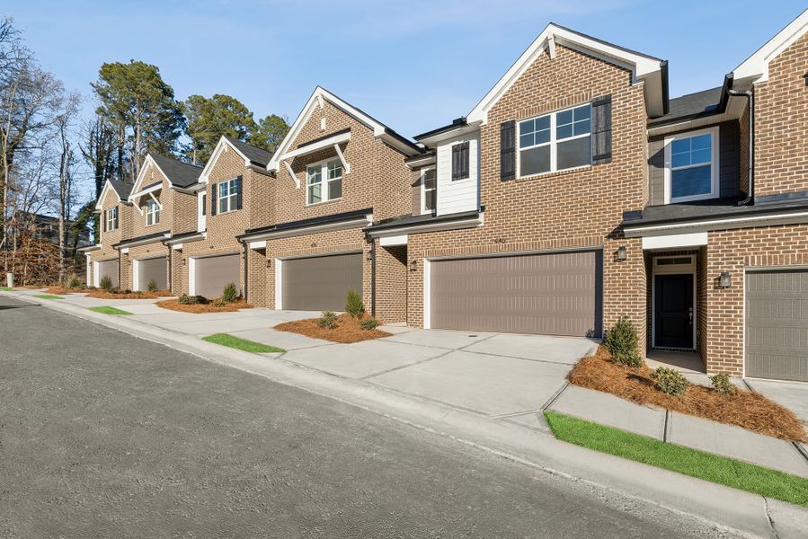 Front exterior of a new home in Grandview Terrace, Canton, GA, highlighting curb appeal (Image 19).