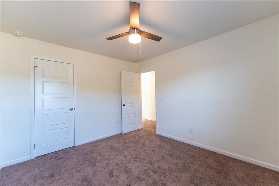 Spacious, unfurnished interior of a new home in , Dawsonville (Image 12).