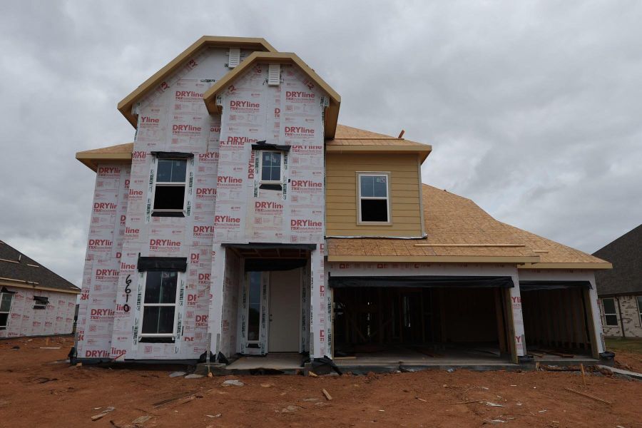 Two story home with 5 beds, 3.5 beds, and 3 car garage