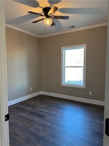 Spacious, unfurnished interior of a new home in , Temple (Image 9).