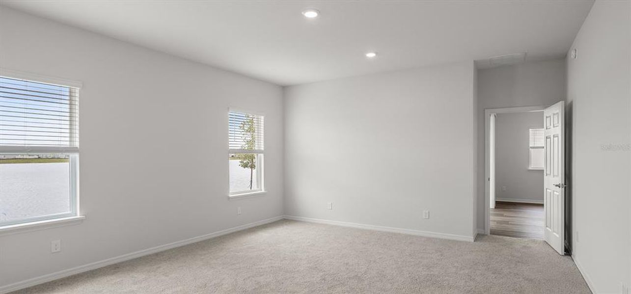 Spacious, unfurnished interior of a new home in The Crossings - Single-Family Homes, St. Cloud (Image 25).