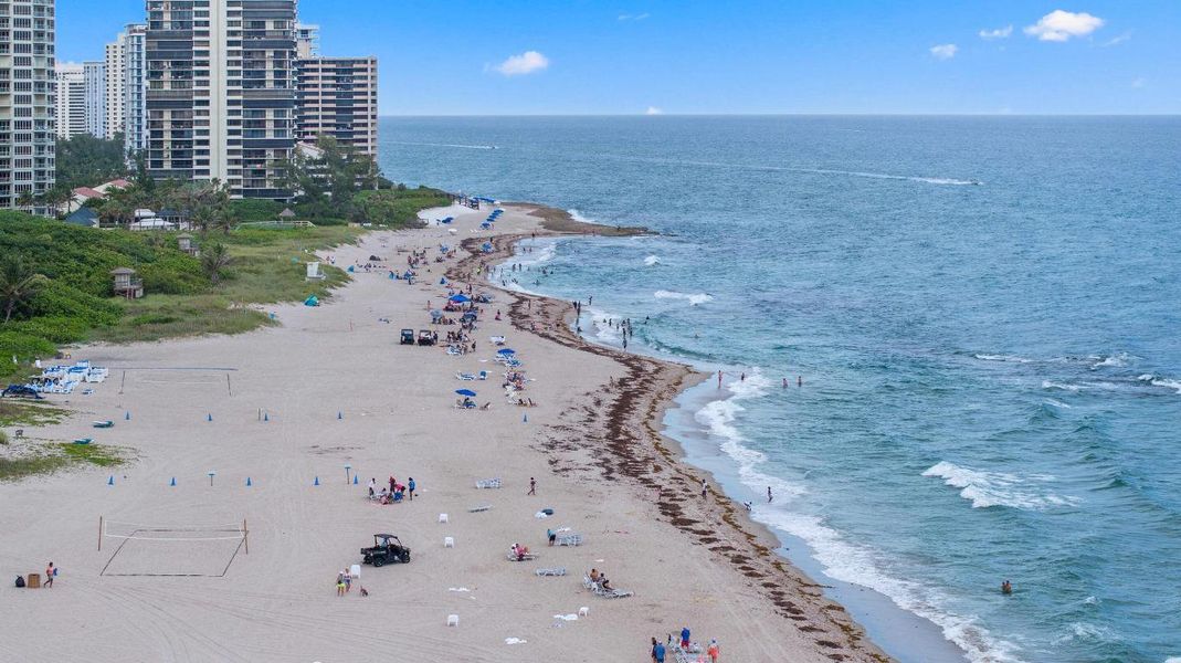 2ADE8232-9163-45FC-A0DE-B10F6041D270