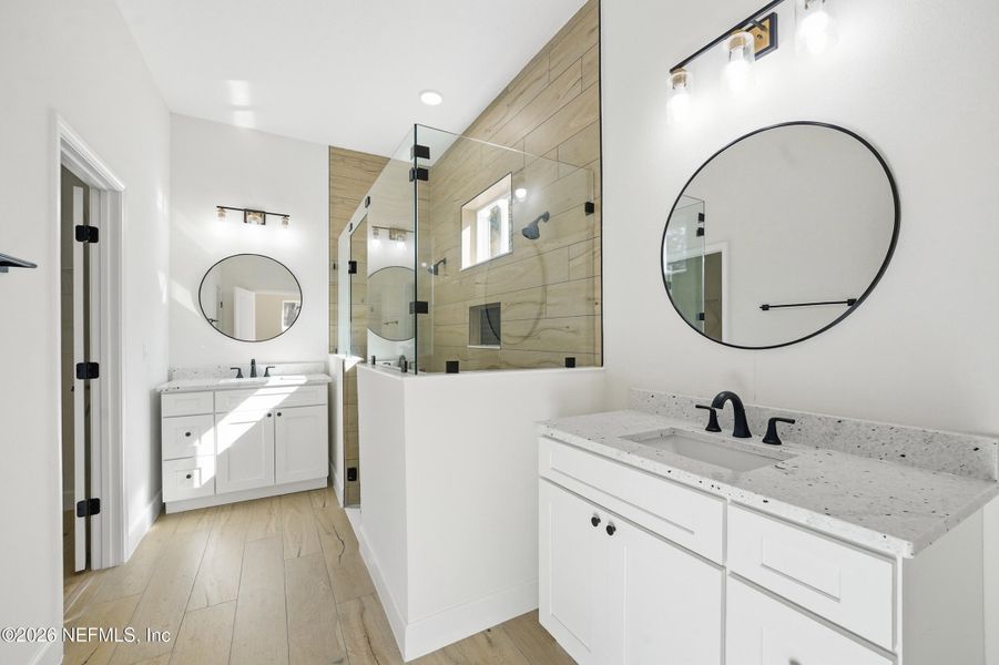 Furnished interior view inside a new home in , Jacksonville (Image 6).