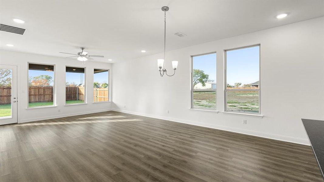 08. 437 Silent Pond - Dining 08. 437 Silent Pond - Dining