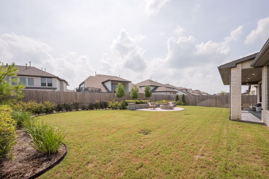 Representative exterior details of a home built from the Bogata by Tri Pointe Homes in Harvest Green, Richmond (Image 32).