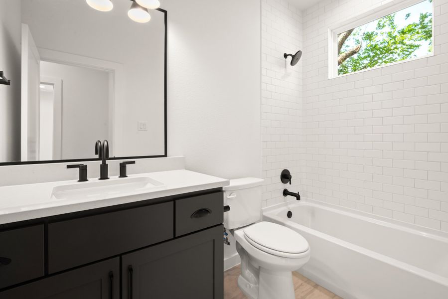 Furnished interior view inside a new home in , Dallas (Image 35). Furnished interior view inside a new home in , Dallas (Image 35).