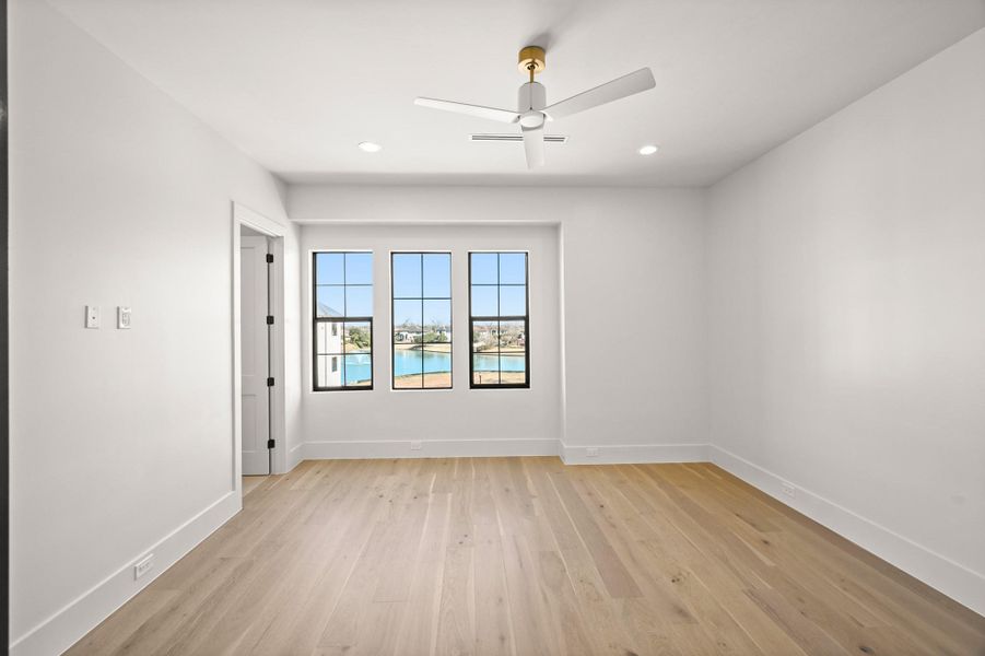 Spacious, unfurnished interior of a new home in , Sugar Land (Image 22). Spacious, unfurnished interior of a new home in , Sugar Land (Image 22).