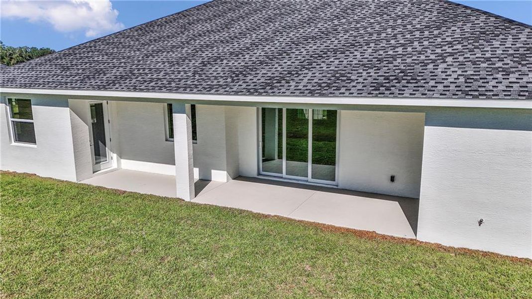 Exterior details and patio area of a home in , Ocala (Image 26).