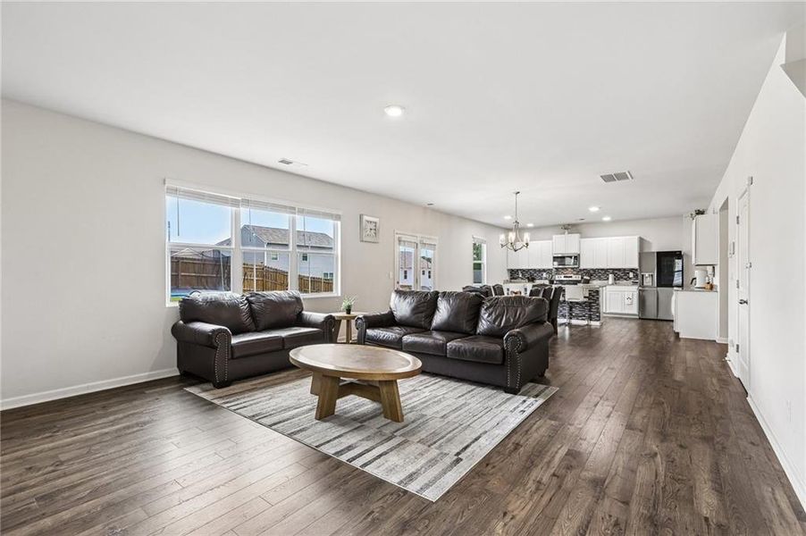 Furnished interior view inside a new home in , Dallas (Image 10).