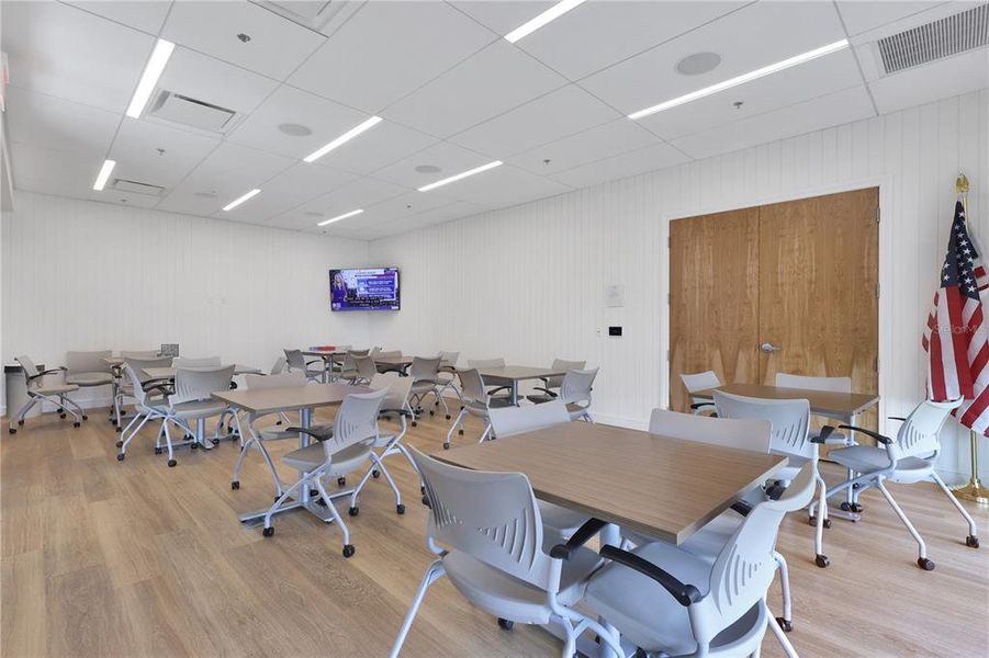 Community amenities in , Winter Garden (Image 42).