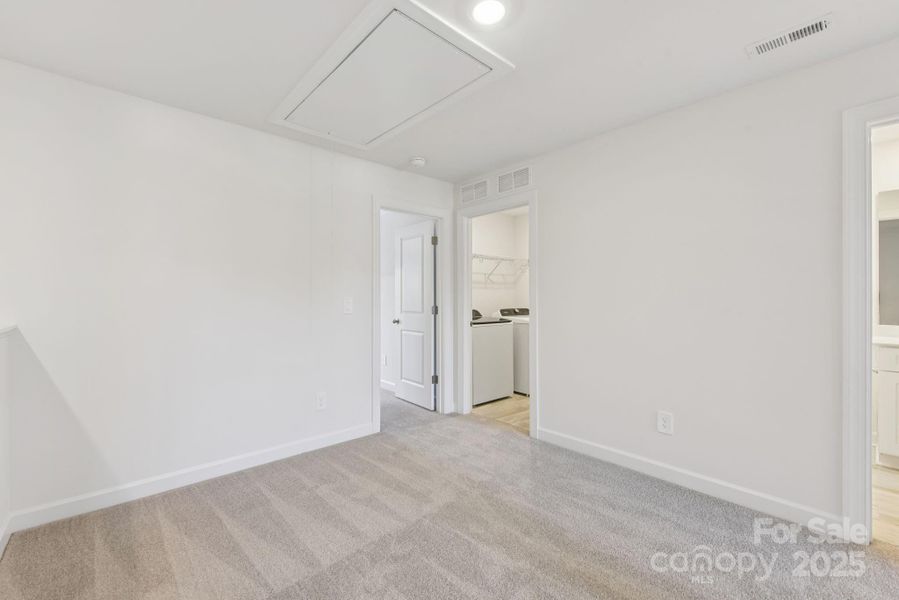 Photo is not of the actual home, but is an inspirational photo of builder’s model home and may depict options, furnishings, and/or decorator features that are not included Photo is not of the actual home, but is an inspirational photo of builder’s model home and may depict options, furnishings, and/or decorator features that are not included