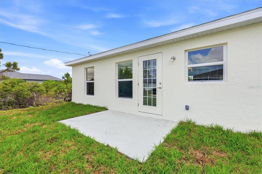 Exterior details and patio area of a home in , Englewood (Image 17).