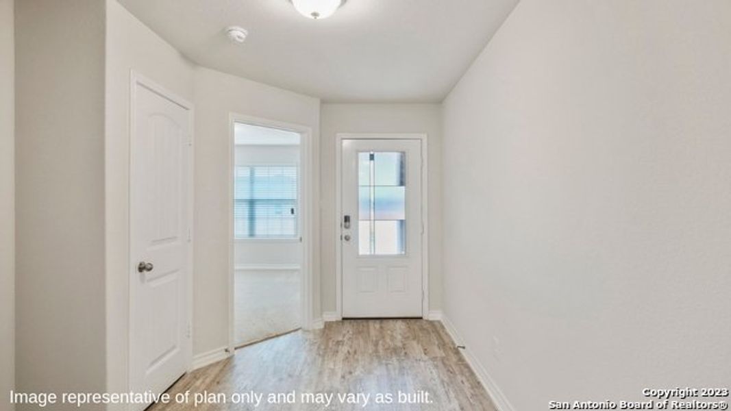 Spacious, unfurnished interior of a new home in Avenida, Converse (Image 19). Spacious, unfurnished interior of a new home in Avenida, Converse (Image 19).