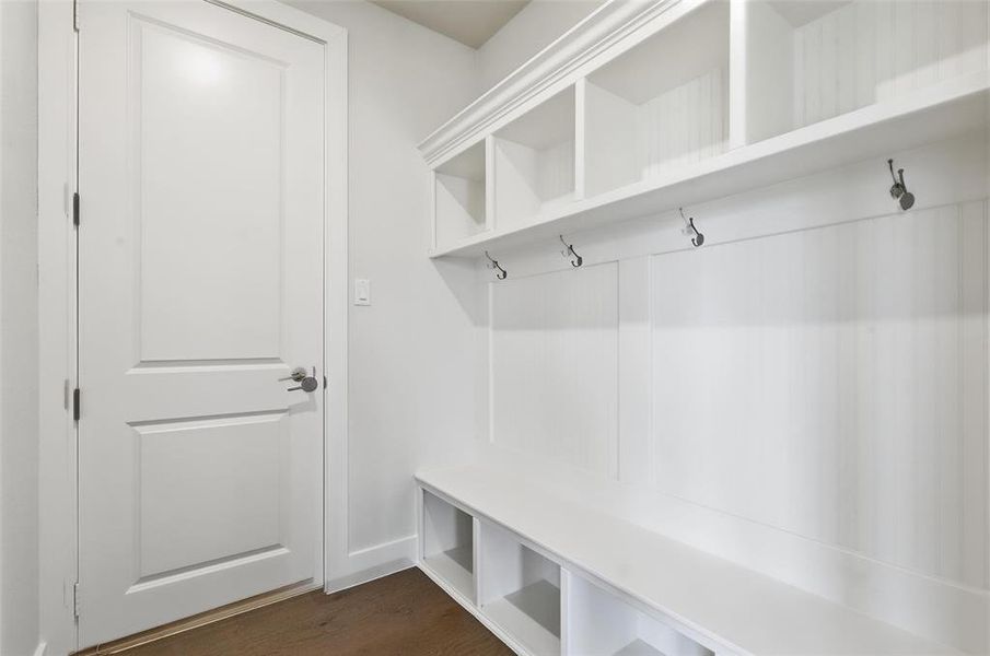 Spacious, unfurnished interior of a new home in Aledo Heights - Aledo ISD, Aledo (Image 24).