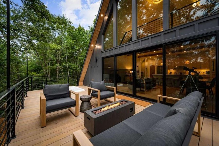 Exterior details and patio area of a home in , Blue Ridge (Image 3).