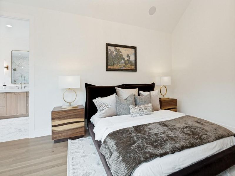 Furnished interior view inside a new home in , Dallas (Image 14).
