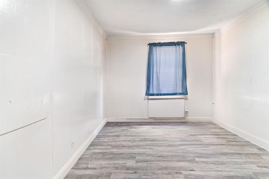 Spacious, unfurnished interior of a new home in , Paris (Image 20). Spacious, unfurnished interior of a new home in , Paris (Image 20).