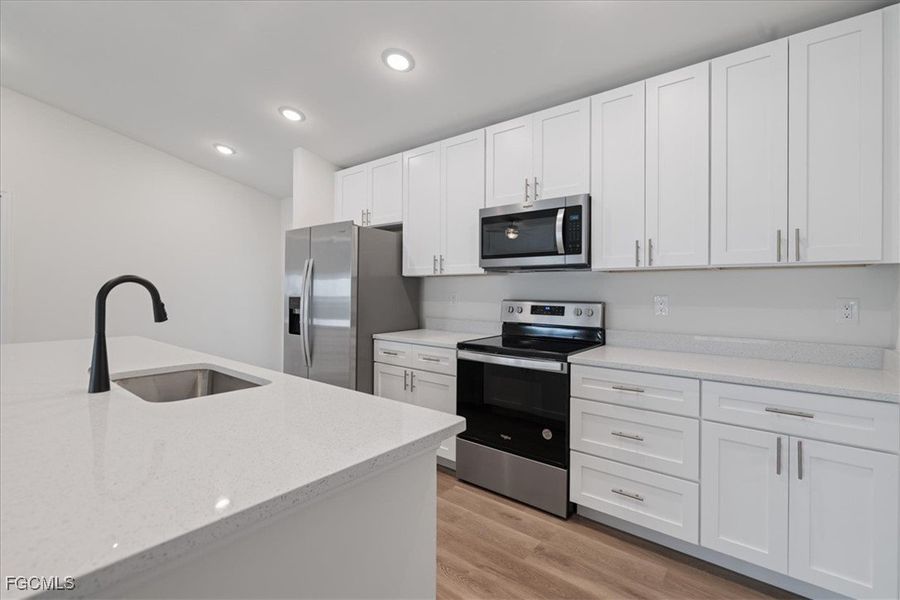 Furnished interior view inside a new home in Cape Coral, Cape Coral (Image 10).