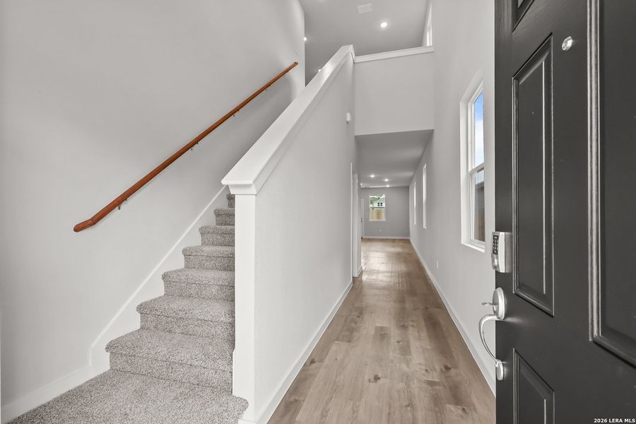 Spacious, unfurnished interior of a new home in Spring Creek, San Antonio (Image 31). Spacious, unfurnished interior of a new home in Spring Creek, San Antonio (Image 31).